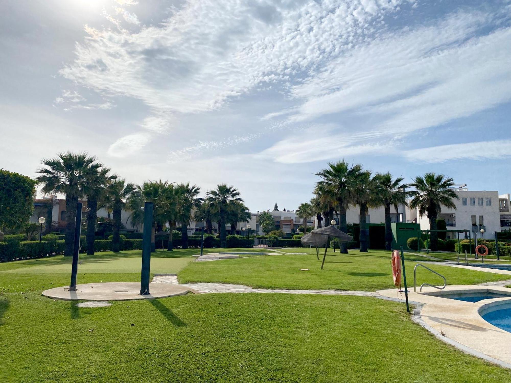 Apartament Con Vistas Al Mar En Urbanizacion En Primera Linea De Playa Vera